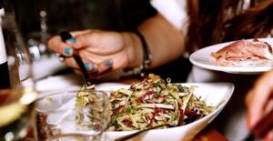 salad-gd47bbe3a8_640-640x330